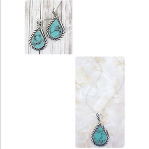 Necklace/Earrings Rope Framed Turquoise Teardrop